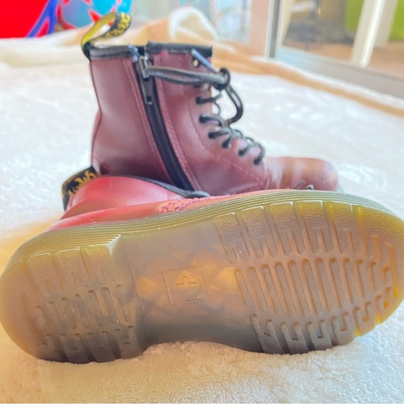 De. Martens us9 toddler - Picture 5 of 5